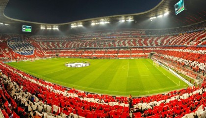 kaiyun app download-狼王在季后赛中的亮眼表现：多次关键抢断和救险，让球队稳住局势！